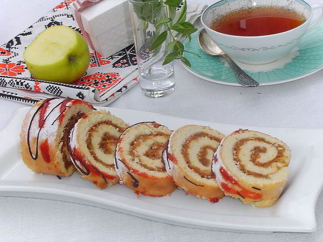 Рецепт яблочного рулета