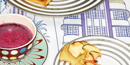 Яблочные слойки с изюмом