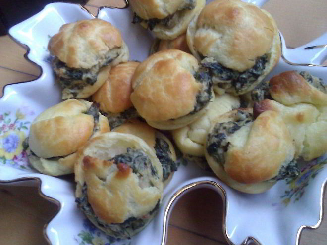 Рецепт профитролей с сыром и шпинатом