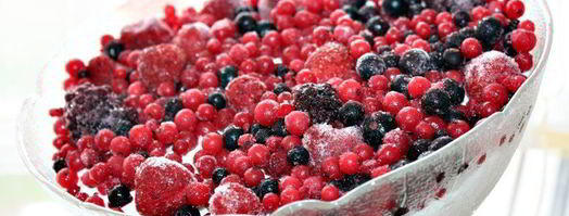 творожный десерт с ягодами и профитролями. Шаг 4