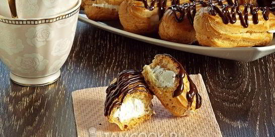 Эклеры с белковым кремом