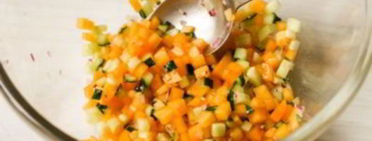 эклеры с креветочным кремом и тартаром из хурмы. Шаг 15