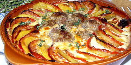 Овощная запеканка с тефтельками