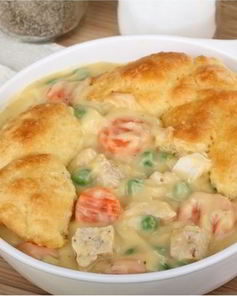 Запеканка из курицы с овощами и творогом