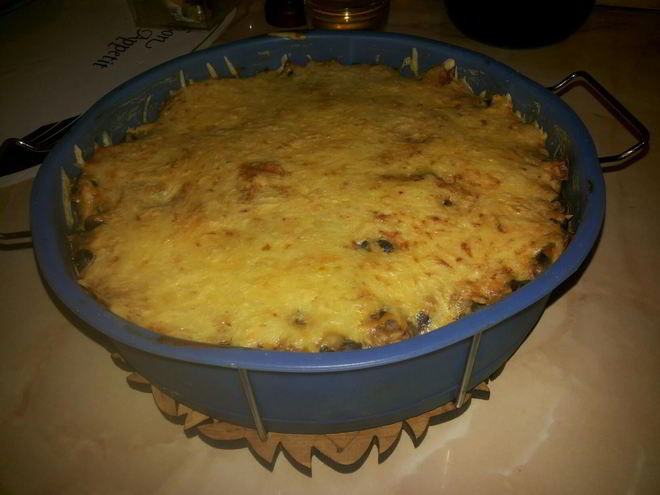 Рецепт запеканки из макарон и куриных сердечек