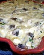 Запеканка из макарон с курицей и грибами