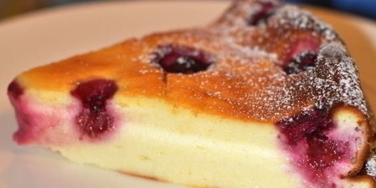 Запеканка творожная с малиной