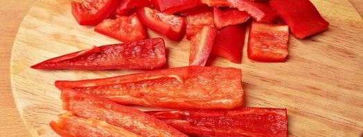 аджика из красной смородины. Шаг 5