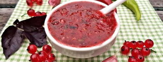 аджика из красной смородины. Шаг 9