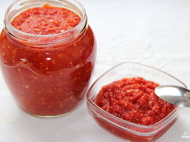 Рецепт аджики из перца и чеснока
