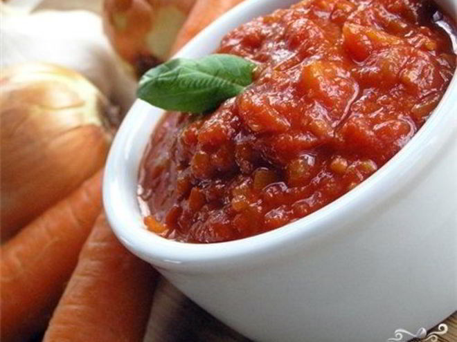 Рецепт аджики с яблоками на зиму