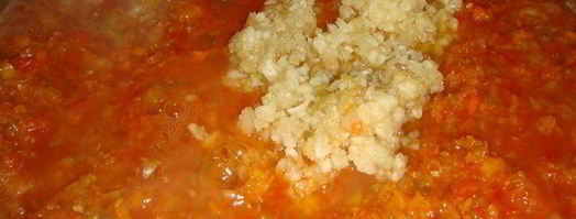 аджика с яблоками. Шаг 9