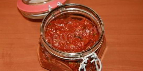 Аджика сырая