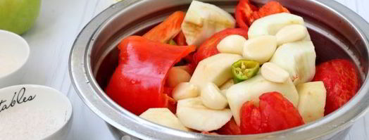 острая аджика с яблоками на зиму. Шаг 5