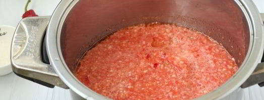 острая аджика с яблоками на зиму. Шаг 7