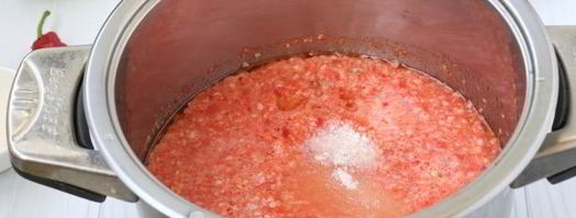 острая аджика с яблоками на зиму. Шаг 8