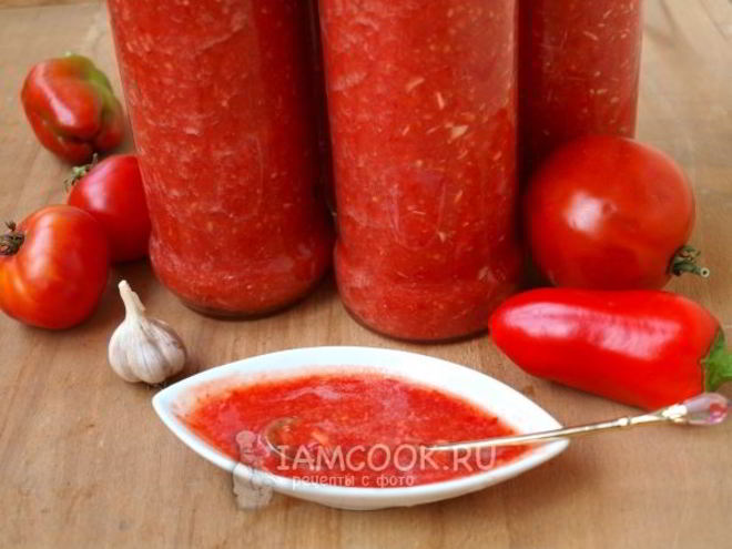 Рецепт сырой аджики с хреном