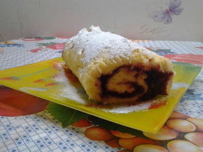 Рецепт быстрого рулета с джемом