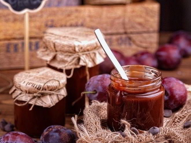 Рецепт сливового джема-соуса с горьким шоколадом