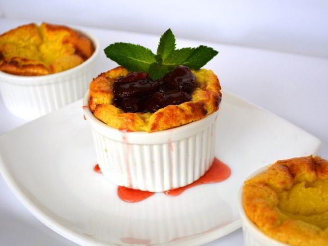 Рецепт сметанного соложеника с клубничным джемом