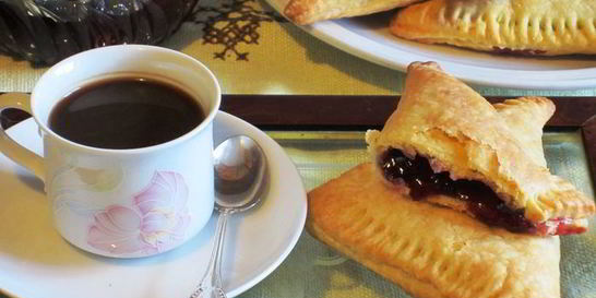 Творожные треугольники с джемом