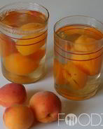 Компот из абрикосов
