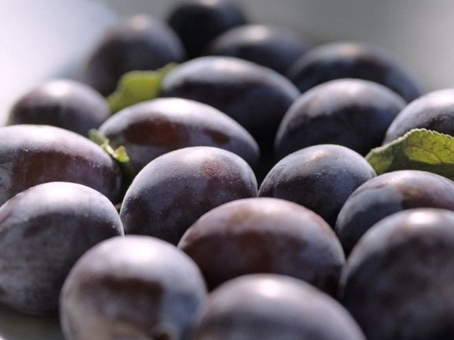 Рецепт компота из чернослива на зиму