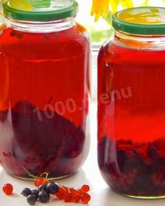 Компот из красной и черной смородины