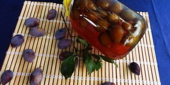 Компот из слив без стерилизации