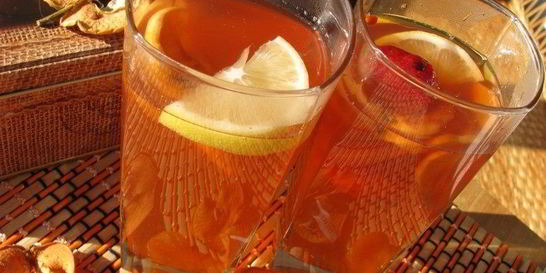 Компот из сухофруктов и ягод