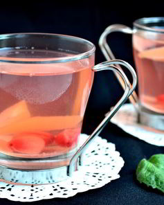 Компот из яблок и кизила с мятой