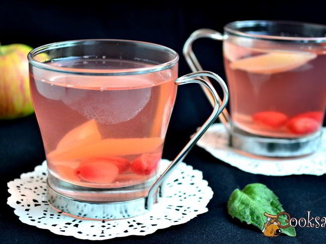 Рецепт компота из яблок и кизила с мятой