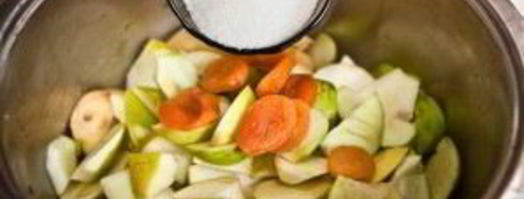 компот из яблок и кураги. Шаг 4