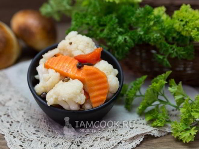 Рецепт маринованной цветной капусты с овощами