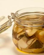 Маринованные белые грибы