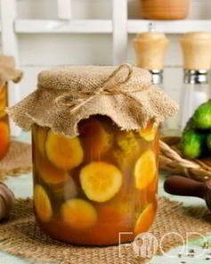 Огурцы в томатной заливке с томатной пастой на зиму