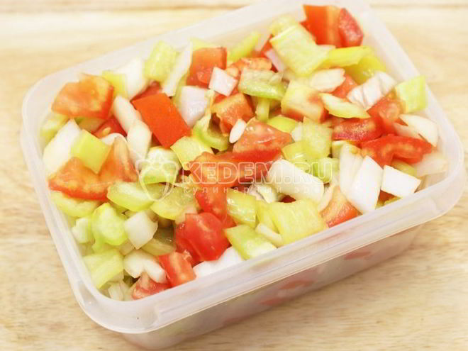 Рецепт овощной смеси к мясу на зиму