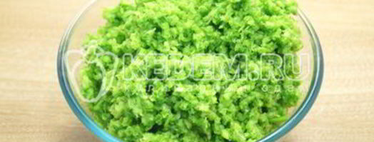 паста из чесночных стрелок на зиму. Шаг 3