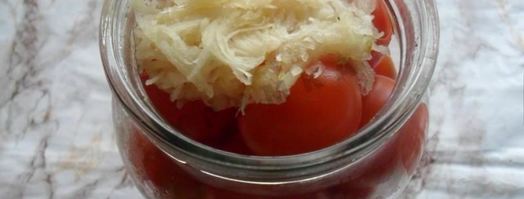 помидоры в снегу с чесноком на зиму. Шаг 5