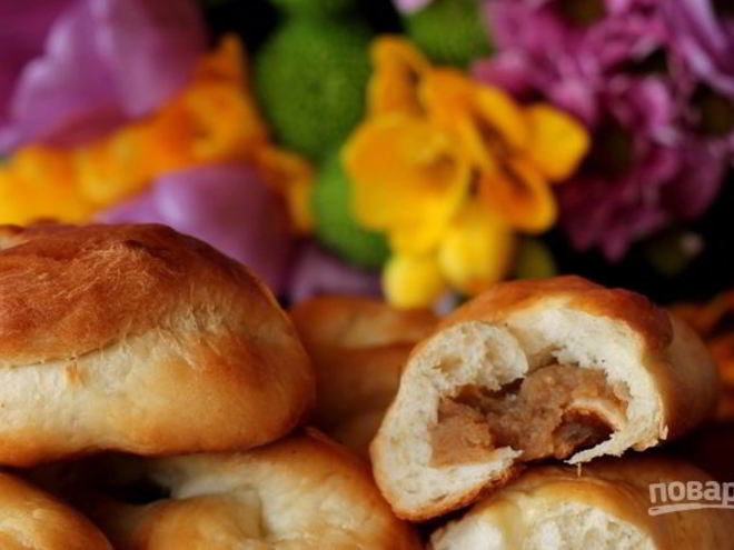 Рецепт булочек с повидлом в духовке