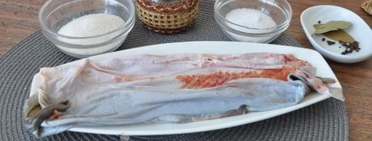 горбуша соленая в банке. Шаг 5