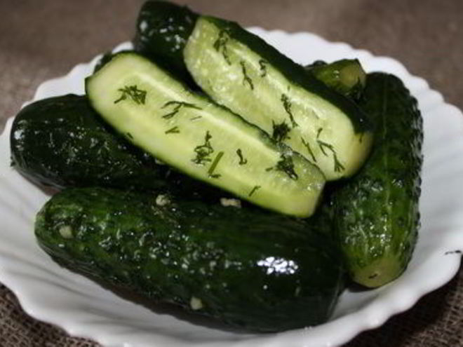 Рецепт малосольных огурцов