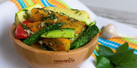 Малосольные овощи в пакете