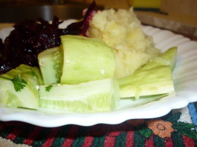 Рецепт огурчиков ядреных, малосольных в собственном соку