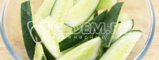 острые малосольные огурчики. Шаг 3