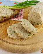 Сало, перекрученное с чесноком