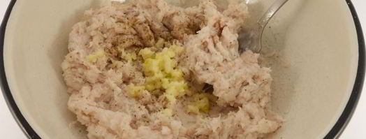 сало, перекрученное с чесноком. Шаг 4