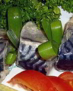 Слабосоленая скумбрия по-домашнему