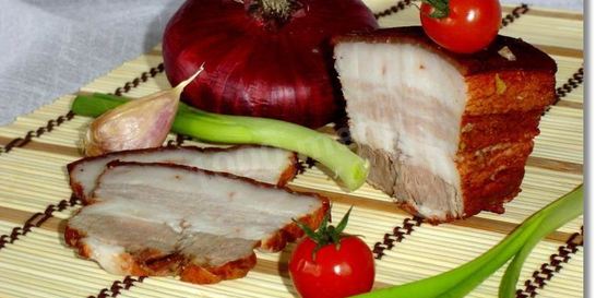 Засол сало в луковой шелухе