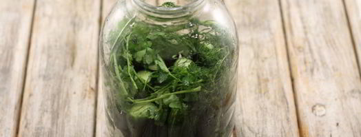 соленые огурцы в банке на зиму. Шаг 4